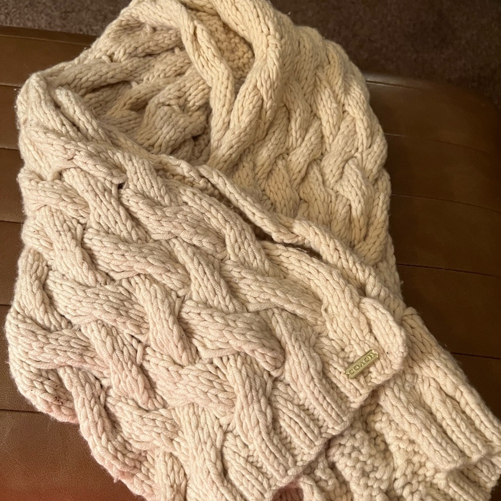 Coach wool and cashmere off white cream chunky neck scarf knitted